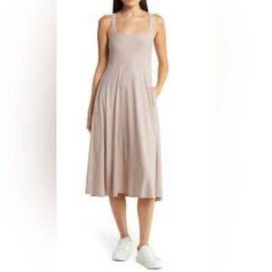 Beyond Yoga Dress in Almond